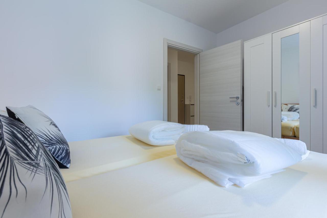 Apartments Vugrinec With Terrace Baška Εξωτερικό φωτογραφία