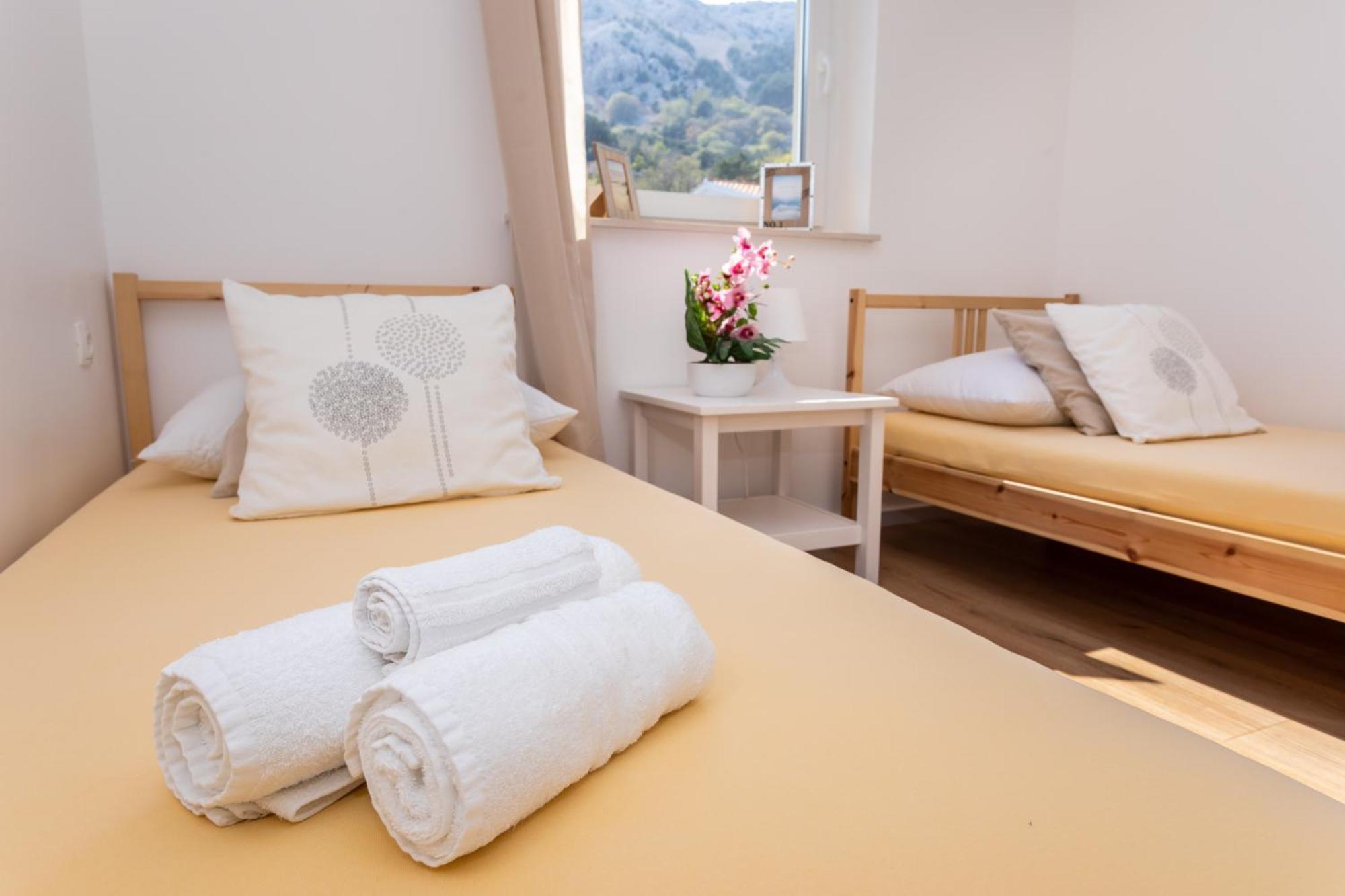 Apartments Vugrinec With Terrace Baška Εξωτερικό φωτογραφία
