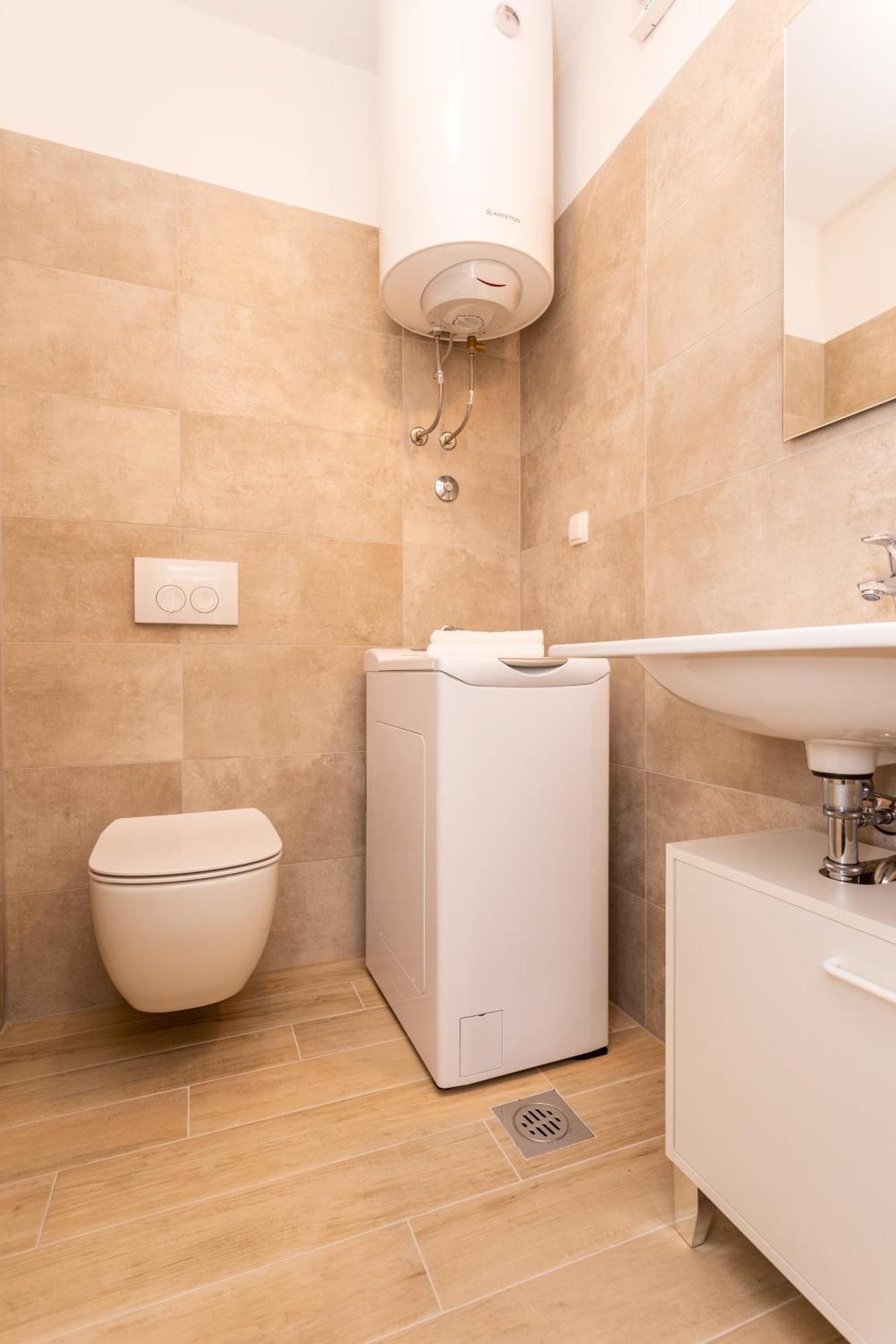 Apartments Vugrinec With Terrace Baška Εξωτερικό φωτογραφία