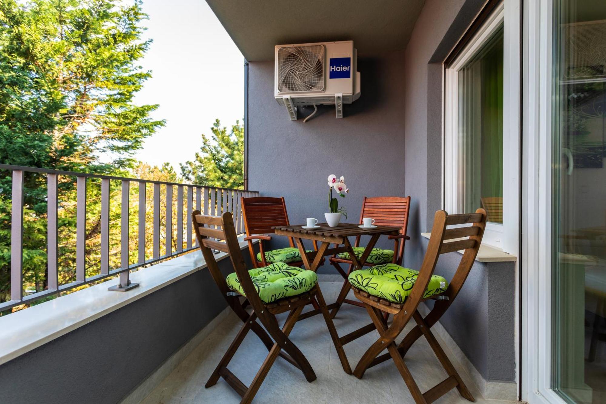 Apartments Vugrinec With Terrace Baška Εξωτερικό φωτογραφία